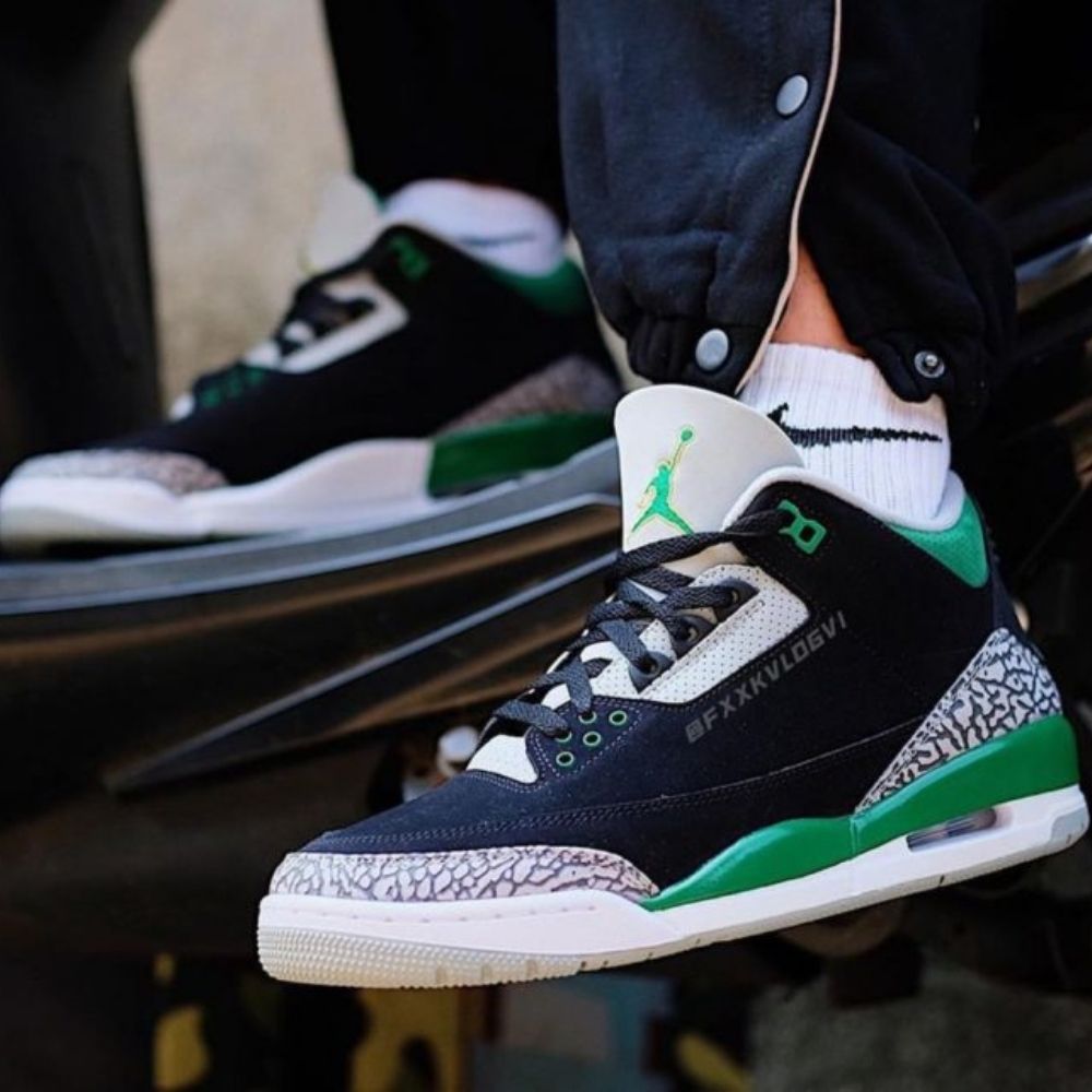 Air  Jordan 3 Retro Pine Green