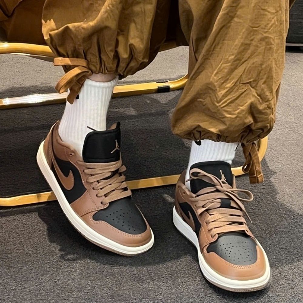 Air Jordan 1 Low Archaeo Brown