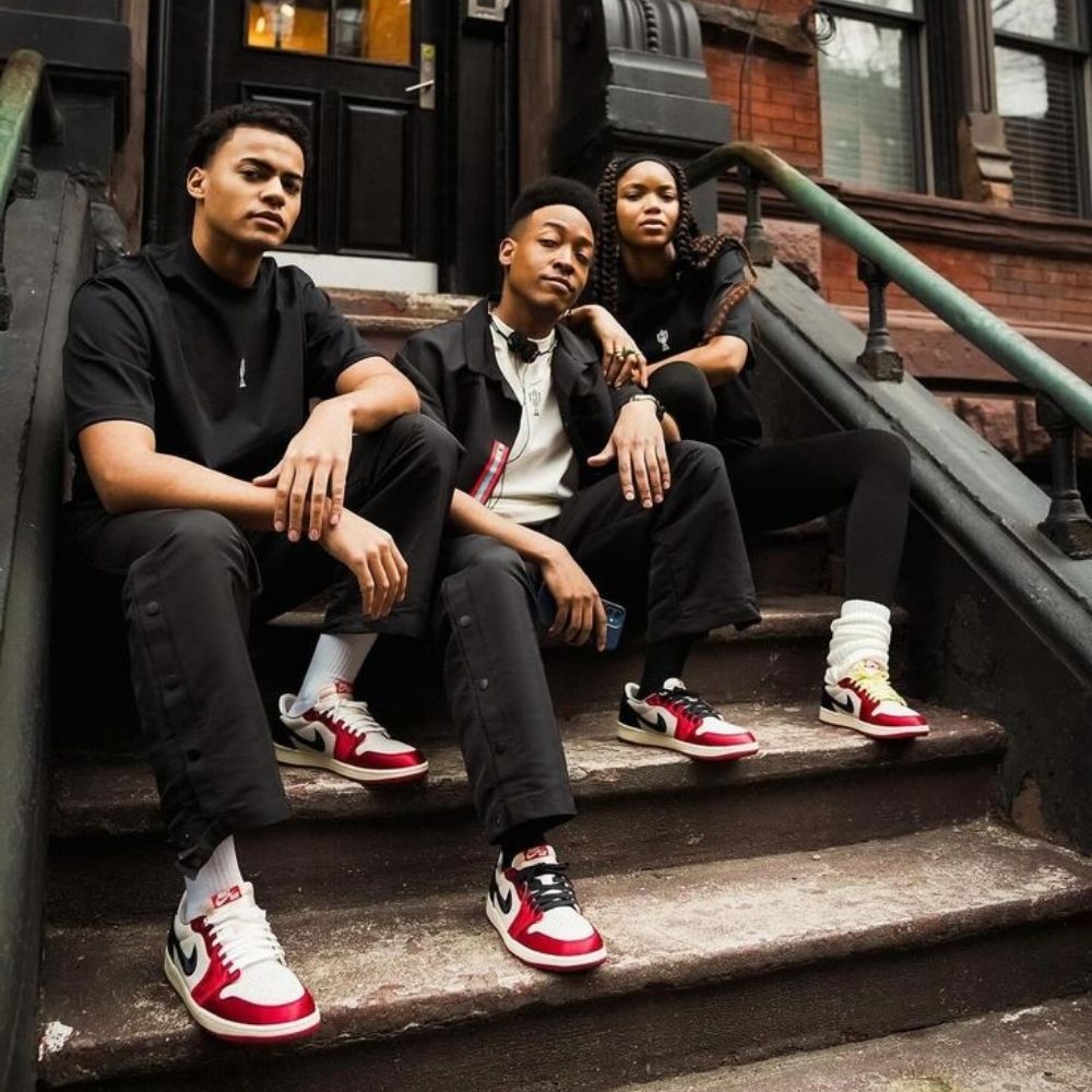 Air Jordan 1 Low OG Chicago White Red